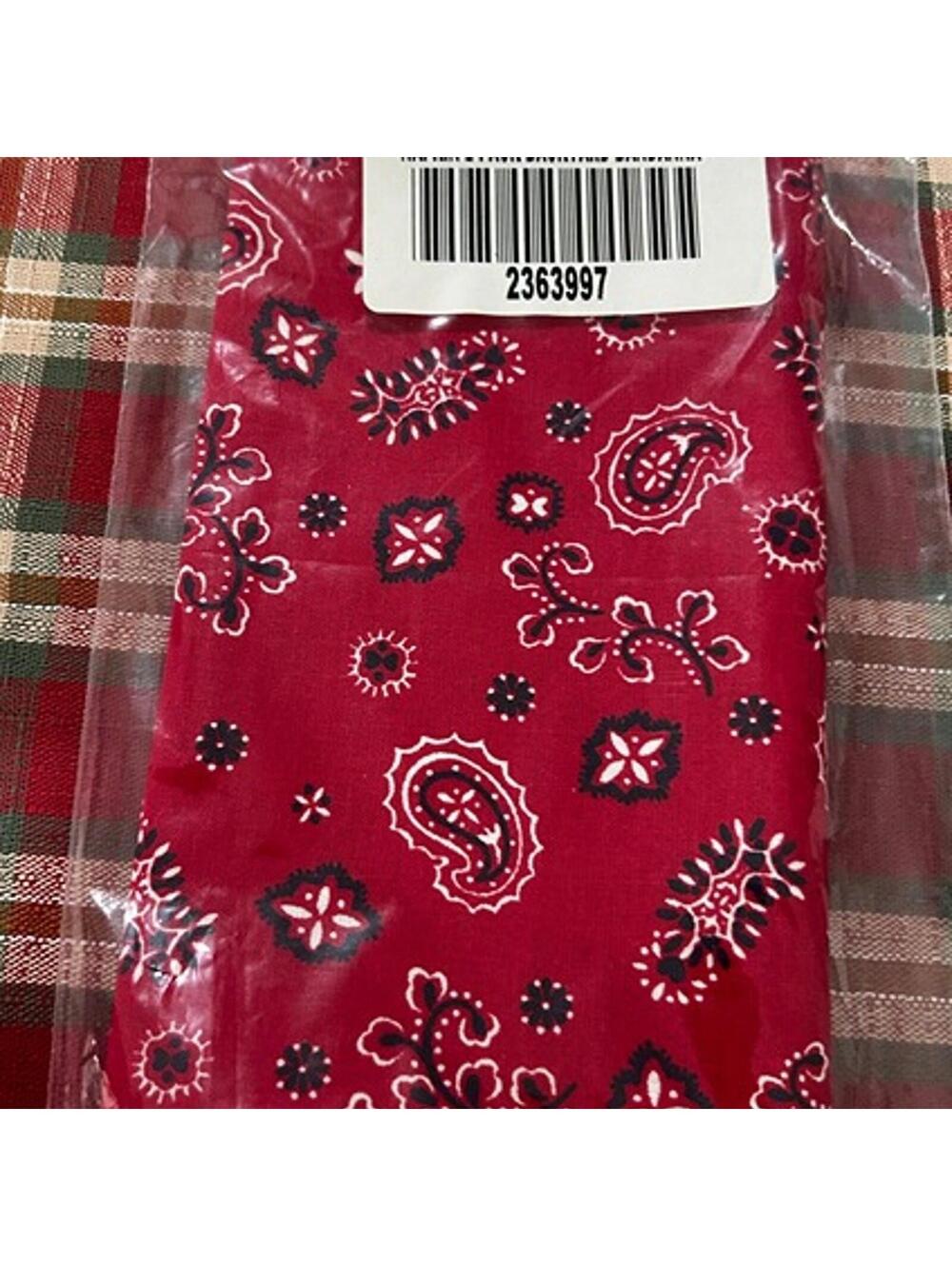 Longaberger Baskets Backyard Bandana Napkins 2 pack Paisley red fabric New